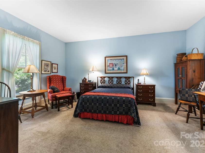 50 Wanoca Avenue, Asheville, NC 28803.  MLS# CAR4269850, YatesRealty ID 19811. 