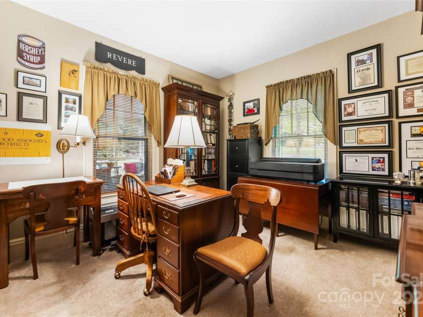 50 Wanoca Avenue, Asheville, NC 28803.  MLS# CAR4269850, YatesRealty ID 19811. 