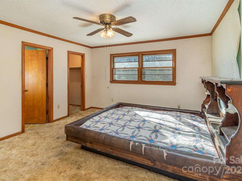 624 Flicker Street, Concord, NC 28027.  MLS# CAR4237428, YatesRealty ID 19812. 