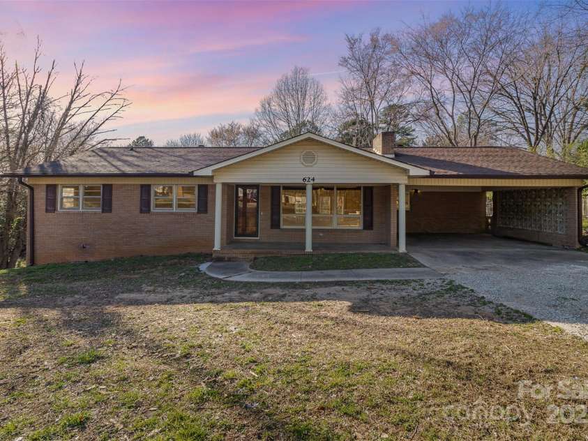 624 Flicker Street, Concord, NC 28027.  MLS# CAR4237428, YatesRealty ID 19812. 