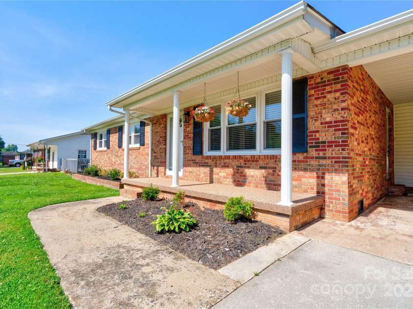 3413 Fallston Road, Shelby, NC 28150.  MLS# CAR4267283, YatesRealty ID 19814. 