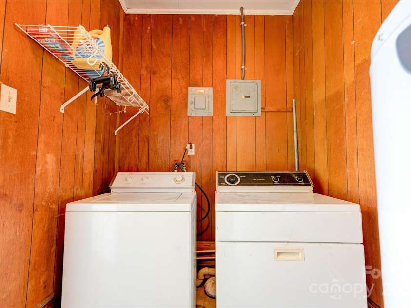 3413 Fallston Road, Shelby, NC 28150.  MLS# CAR4267283, YatesRealty ID 19814. 