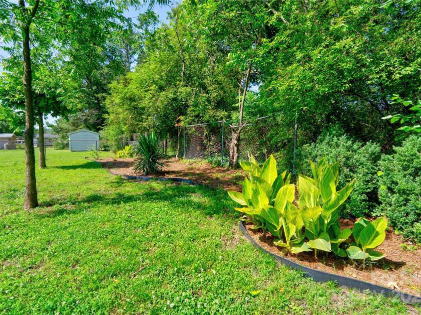 3413 Fallston Road, Shelby, NC 28150.  MLS# CAR4267283, YatesRealty ID 19814. 