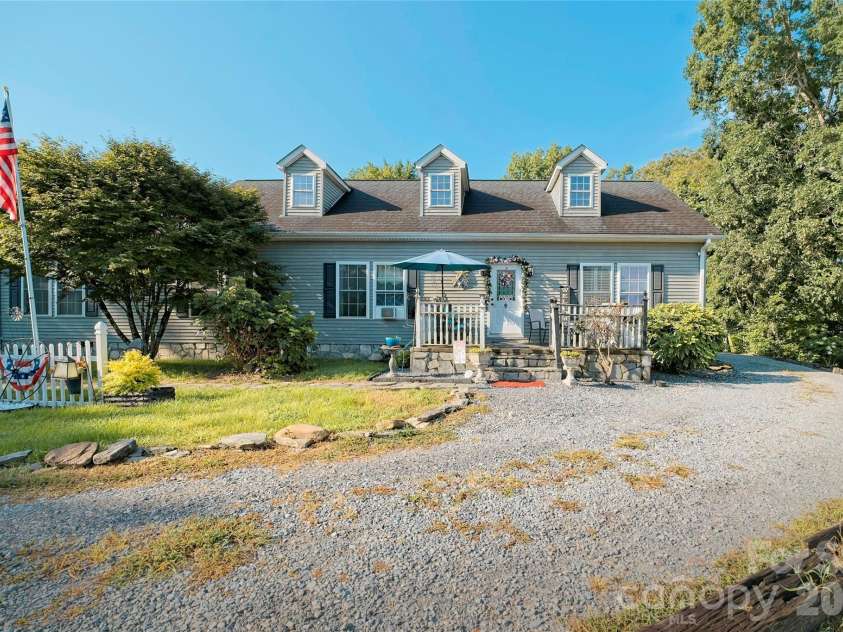 25 Triton Way, Old Fort, NC 28762.  MLS# CAR4378196, YatesRealty ID 19815. 