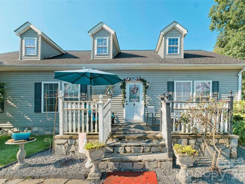 25 Triton Way, Old Fort, NC 28762.  MLS# CAR4378196, YatesRealty ID 19815. 