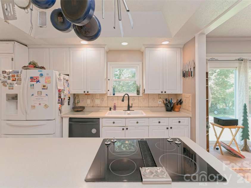 25 Triton Way, Old Fort, NC 28762.  MLS# CAR4378196, YatesRealty ID 19815. 