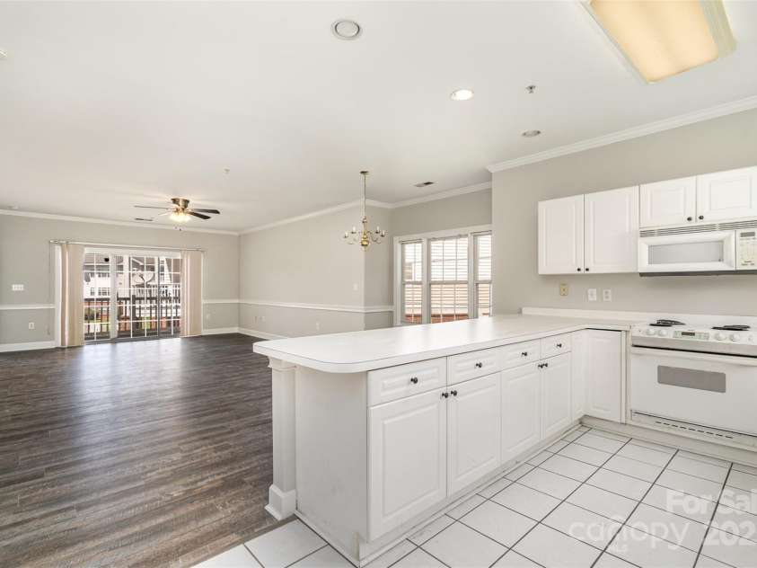 8969 Meadow Vista Road, Charlotte, NC 28213.  MLS# CAR4261482, YatesRealty ID 19815. 
