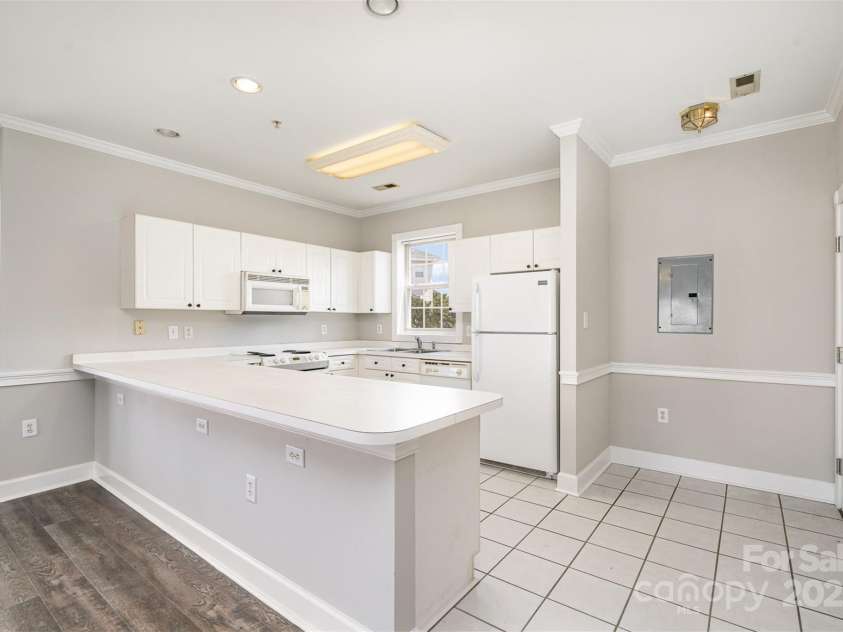 8969 Meadow Vista Road, Charlotte, NC 28213.  MLS# CAR4261482, YatesRealty ID 19815. 