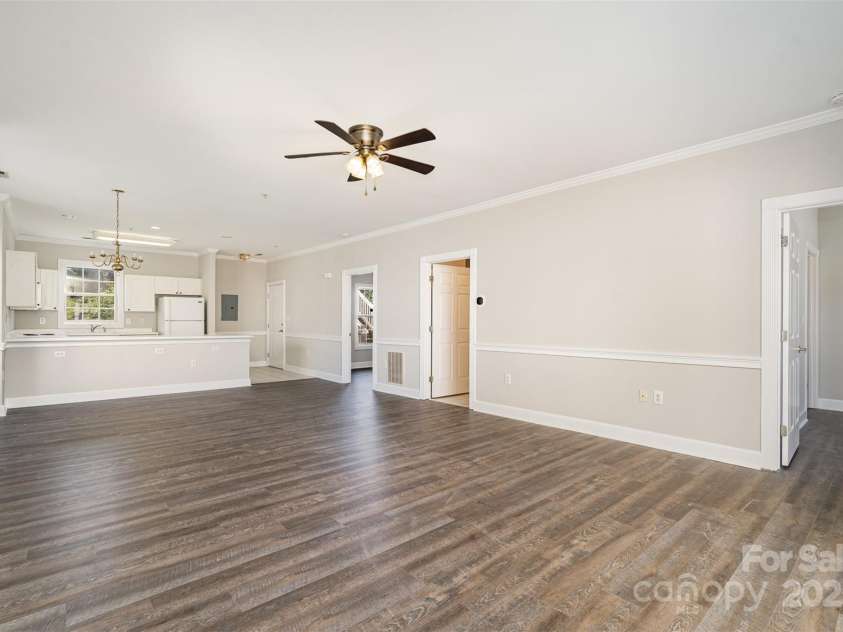 8969 Meadow Vista Road, Charlotte, NC 28213.  MLS# CAR4261482, YatesRealty ID 19815. 