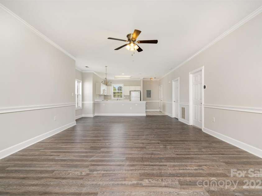 8969 Meadow Vista Road, Charlotte, NC 28213.  MLS# CAR4261482, YatesRealty ID 19815. 