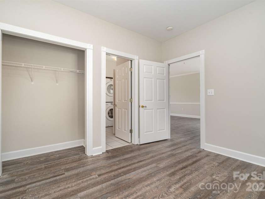 8969 Meadow Vista Road, Charlotte, NC 28213.  MLS# CAR4261482, YatesRealty ID 19815. 