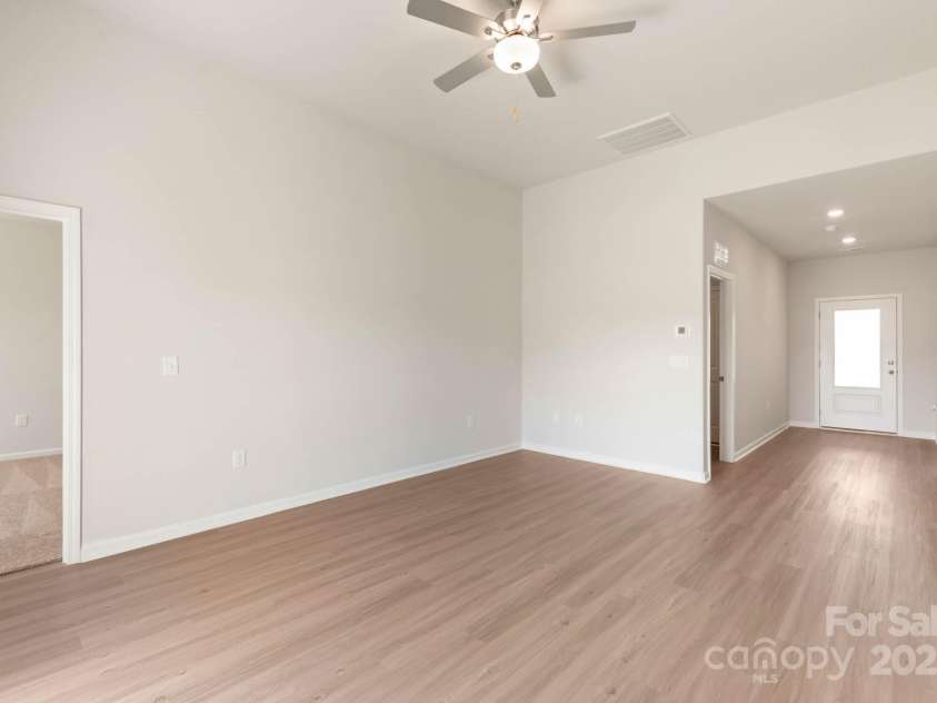 3607 Clover Valley Drive, Gastonia, NC 28052.  MLS# CAR4179465, YatesRealty ID 19816. 