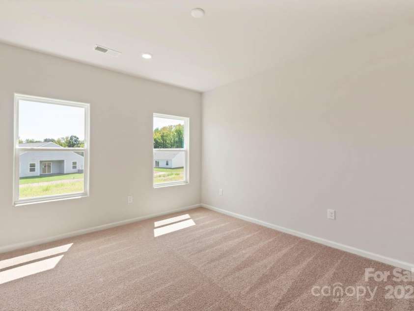 3607 Clover Valley Drive, Gastonia, NC 28052.  MLS# CAR4179465, YatesRealty ID 19816. 