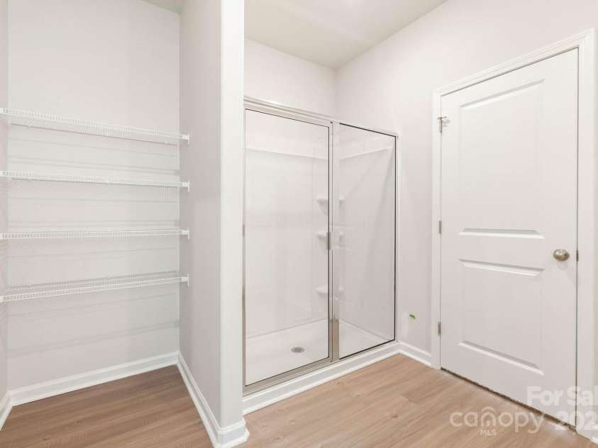 3607 Clover Valley Drive, Gastonia, NC 28052.  MLS# CAR4179465, YatesRealty ID 19816. 