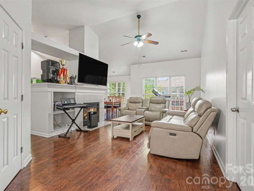 6312 Trysting Road, Charlotte, NC 28227.  MLS# CAR4379798, YatesRealty ID 19818. 