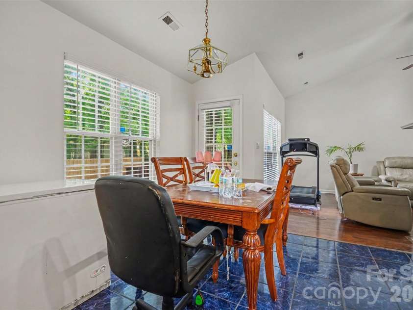 6312 Trysting Road, Charlotte, NC 28227.  MLS# CAR4379798, YatesRealty ID 19818. 