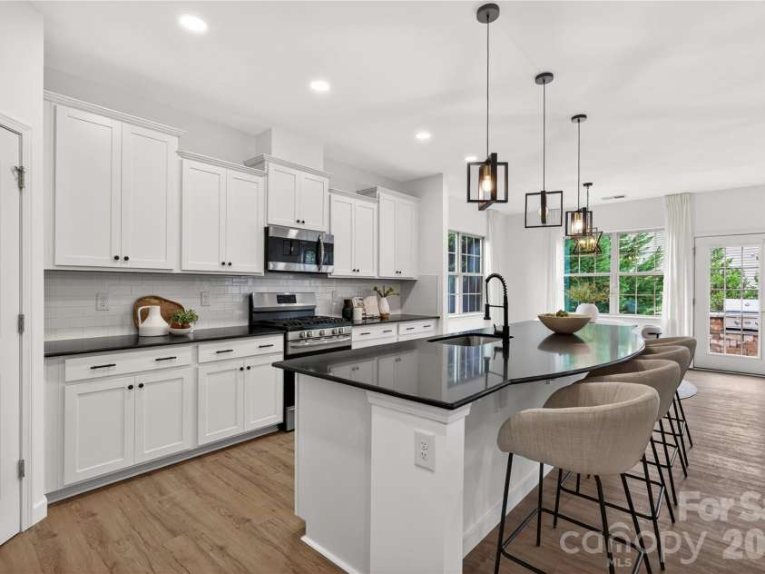 1907 Harvest Time Lane, Waxhaw, NC 28173.  MLS# CAR4379113, YatesRealty ID 19819. 