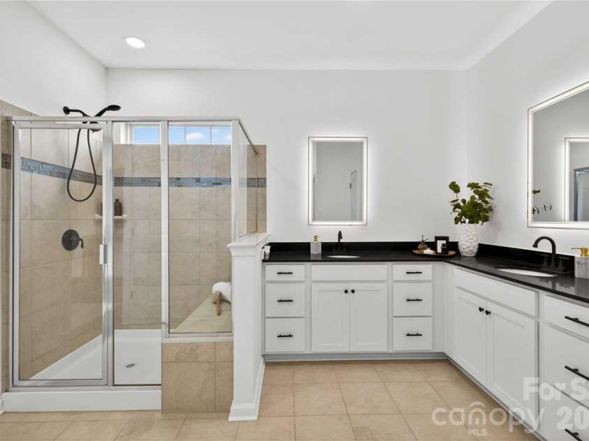 1907 Harvest Time Lane, Waxhaw, NC 28173.  MLS# CAR4379113, YatesRealty ID 19819. 