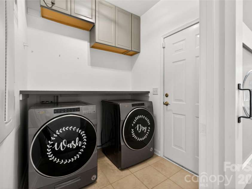 1907 Harvest Time Lane, Waxhaw, NC 28173.  MLS# CAR4379113, YatesRealty ID 19819. 