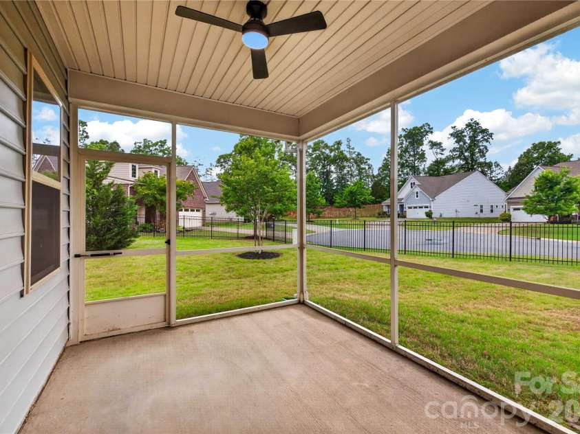 1907 Harvest Time Lane, Waxhaw, NC 28173.  MLS# CAR4379113, YatesRealty ID 19819. 