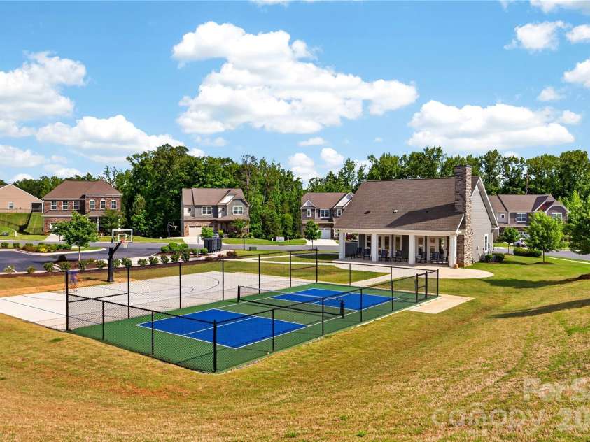 1907 Harvest Time Lane, Waxhaw, NC 28173.  MLS# CAR4379113, YatesRealty ID 19819. 