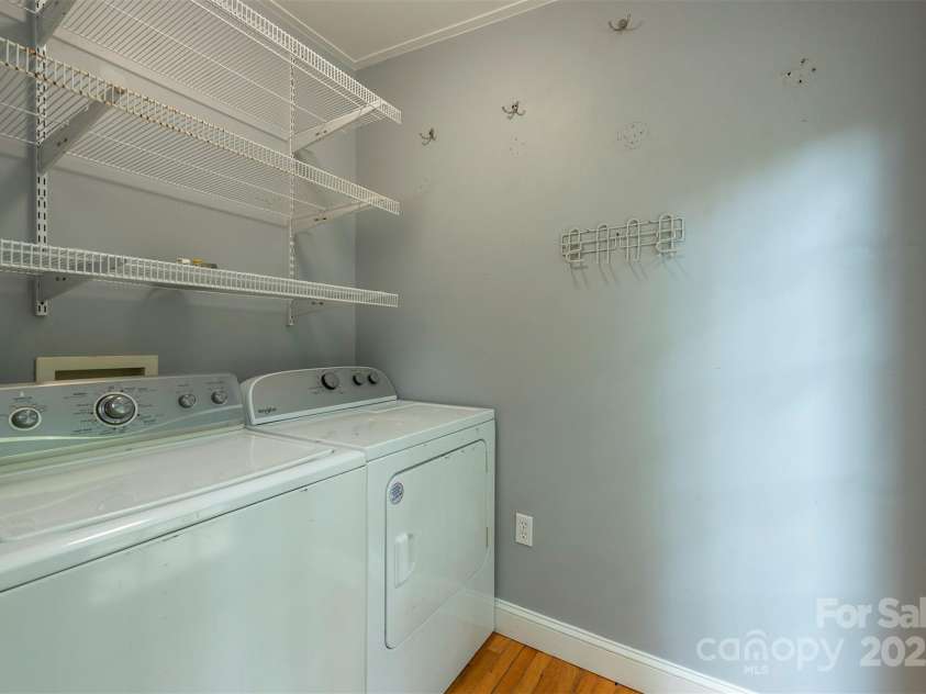 379 Rainbow Terrace, Black Mountain, NC 28711.  MLS# CAR4267468, YatesRealty ID 19819. Laundry room