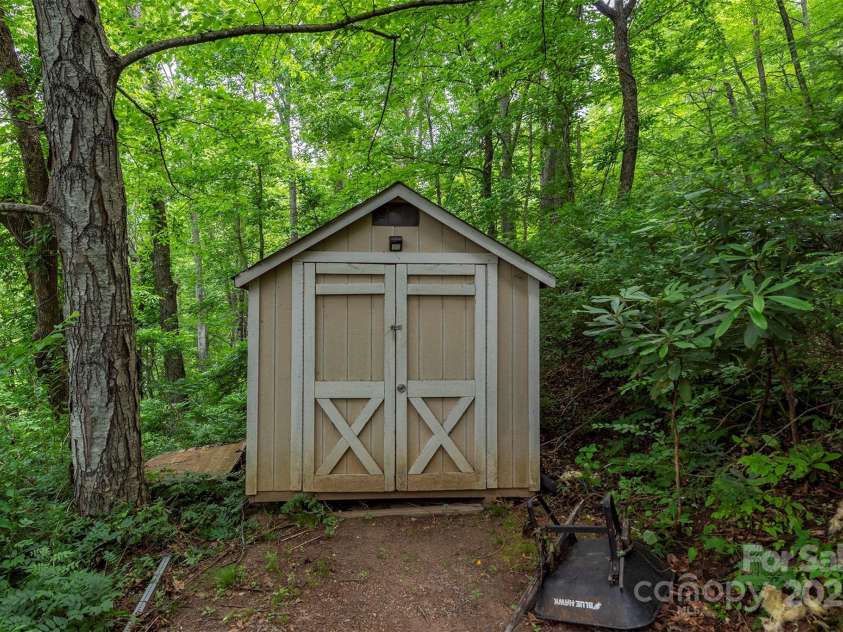 379 Rainbow Terrace, Black Mountain, NC 28711.  MLS# CAR4267468, YatesRealty ID 19819. Storage shed conveys
