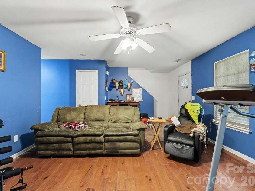 2606 Marmac Road, Charlotte, NC 28208.  MLS# CAR4333144, YatesRealty ID 1982. 