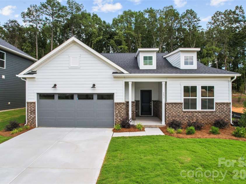 551 Cottage Garden Lane, Belmont, NC 28012.  MLS# CAR4379859, YatesRealty ID 19820. 