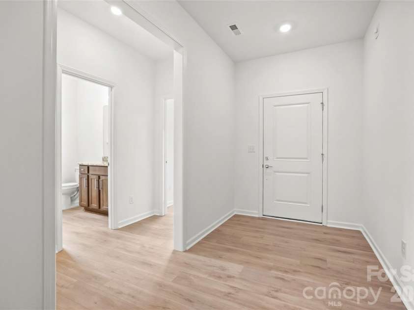 551 Cottage Garden Lane, Belmont, NC 28012.  MLS# CAR4379859, YatesRealty ID 19820. 