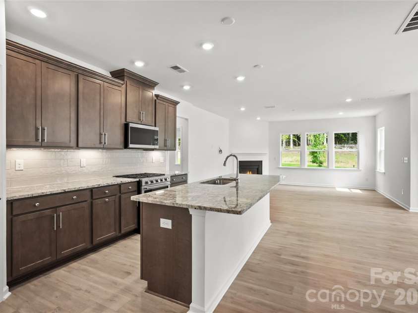 551 Cottage Garden Lane, Belmont, NC 28012.  MLS# CAR4379859, YatesRealty ID 19820. 