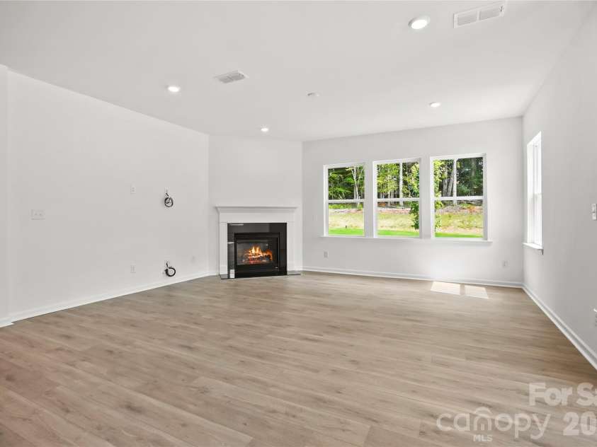 551 Cottage Garden Lane, Belmont, NC 28012.  MLS# CAR4379859, YatesRealty ID 19820. 