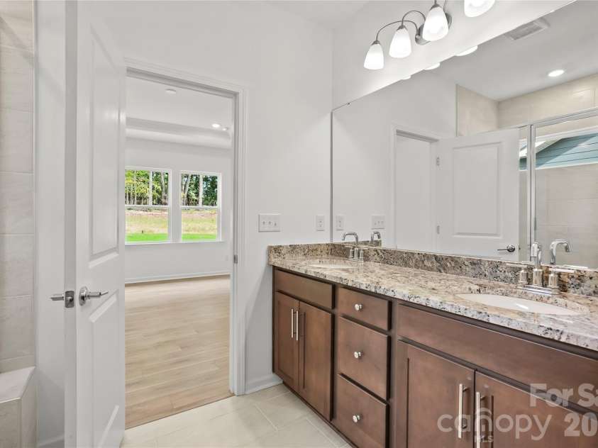 551 Cottage Garden Lane, Belmont, NC 28012.  MLS# CAR4379859, YatesRealty ID 19820. 