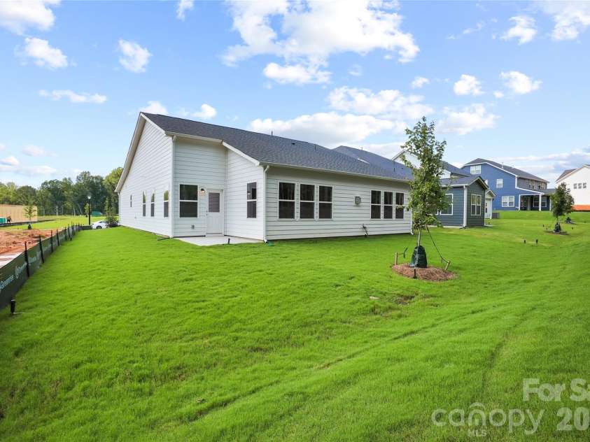 551 Cottage Garden Lane, Belmont, NC 28012.  MLS# CAR4379859, YatesRealty ID 19820. 