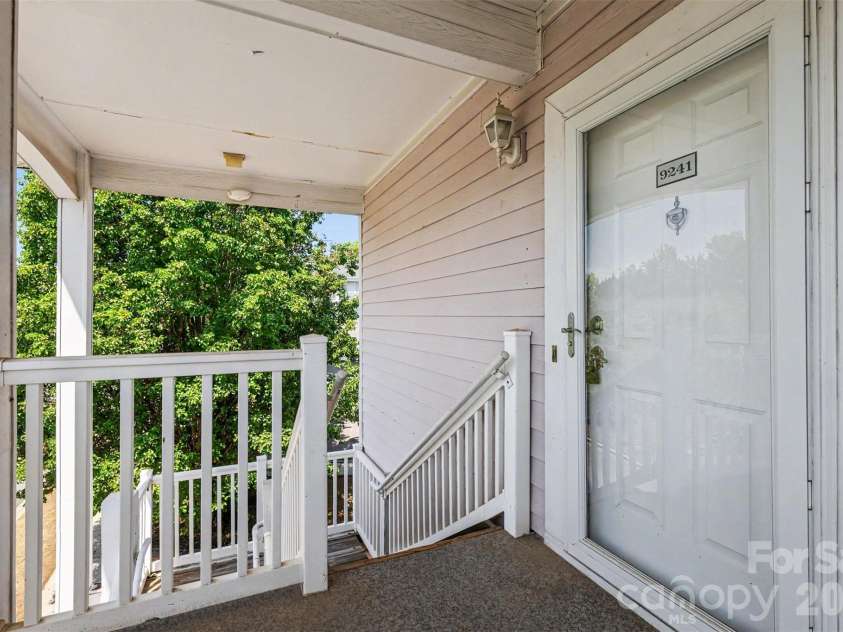 9241 Meadow Vista Road, Charlotte, NC 28213.  MLS# CAR4377590, YatesRealty ID 19821. 