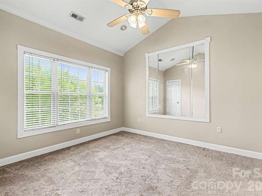 9241 Meadow Vista Road, Charlotte, NC 28213.  MLS# CAR4377590, YatesRealty ID 19821. 