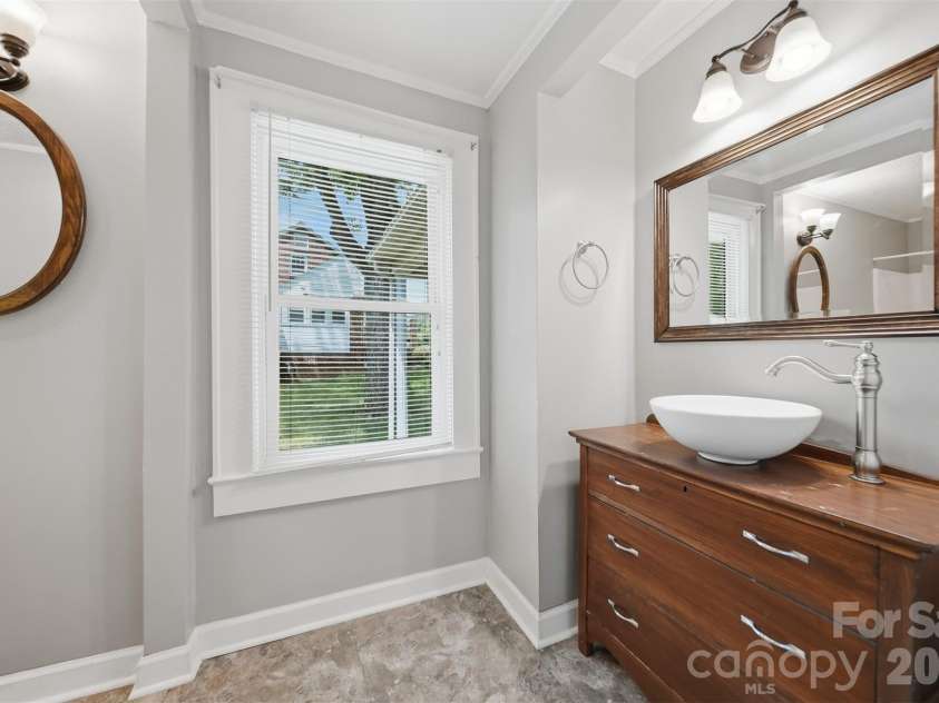 210 Valdese Drive, Morganton, NC 28655.  MLS# CAR4379851, YatesRealty ID 19823. 