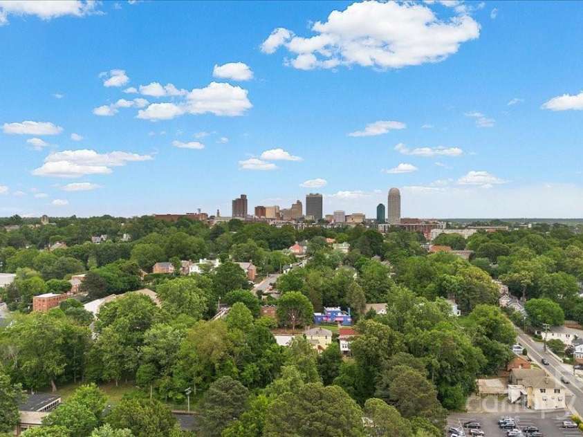 1523 1st Street, Winston Salem, NC 27104.  MLS# CAR4253309, YatesRealty ID 19824. 