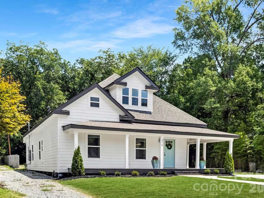 316 14th Street, Salisbury, NC 28144.  MLS# CAR4377966, YatesRealty ID 19824. 