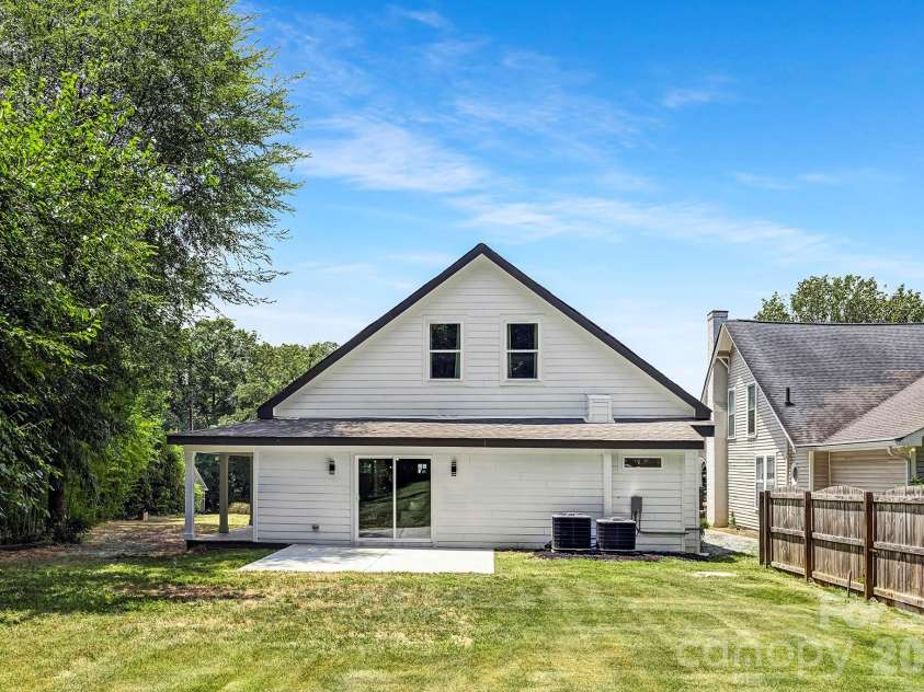 316 14th Street, Salisbury, NC 28144.  MLS# CAR4377966, YatesRealty ID 19824. 