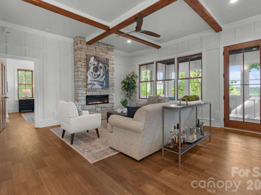 48 Bearfoot Lane, Highlands, NC 28741.  MLS# CAR4379845, YatesRealty ID 19825. 