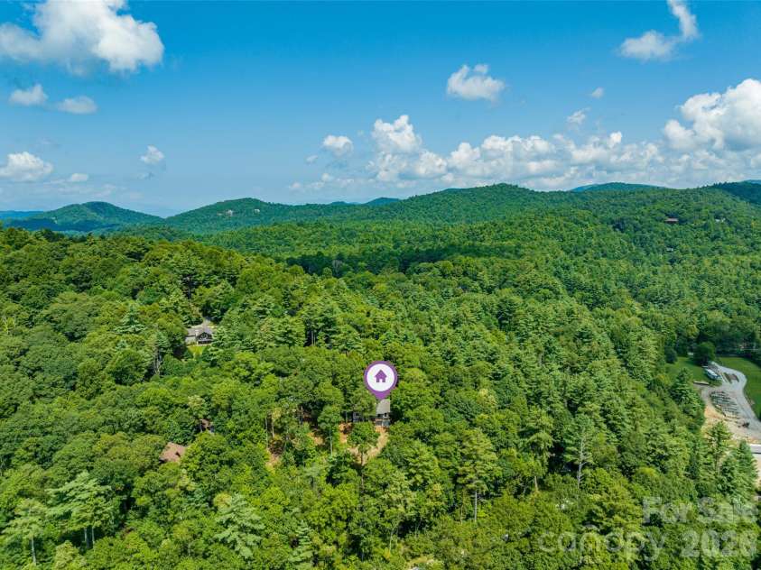 48 Bearfoot Lane, Highlands, NC 28741.  MLS# CAR4379845, YatesRealty ID 19825. 