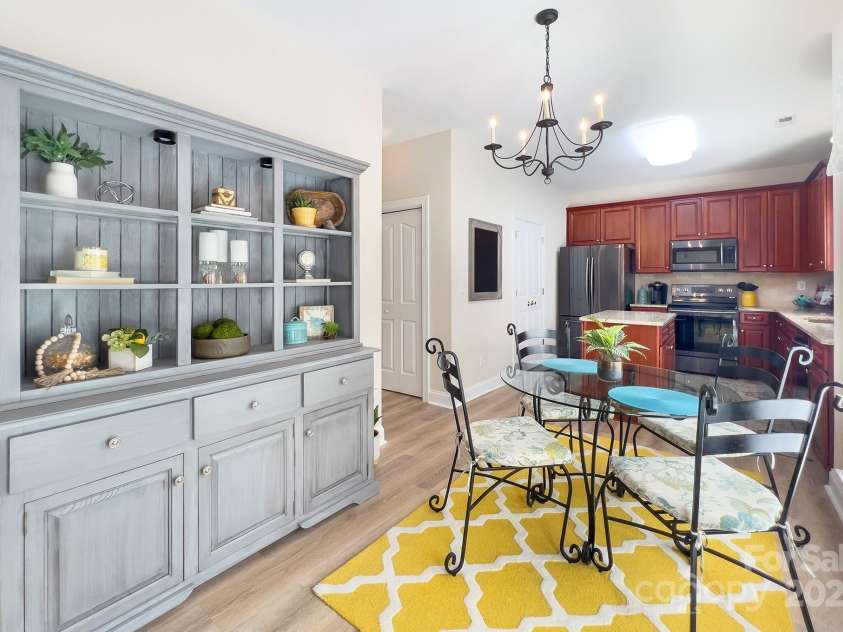 5748 Timbertop Lane, Charlotte, NC 28215.  MLS# CAR4259998, YatesRealty ID 19825. 