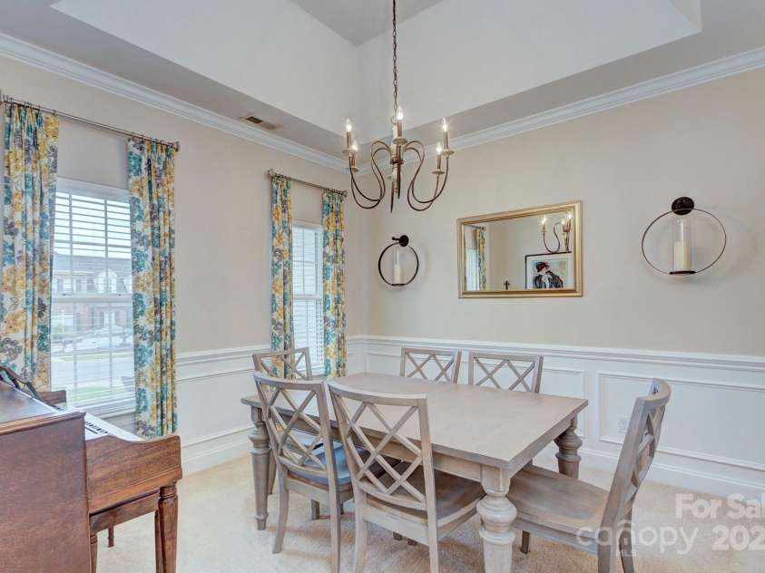 5748 Timbertop Lane, Charlotte, NC 28215.  MLS# CAR4259998, YatesRealty ID 19825. 