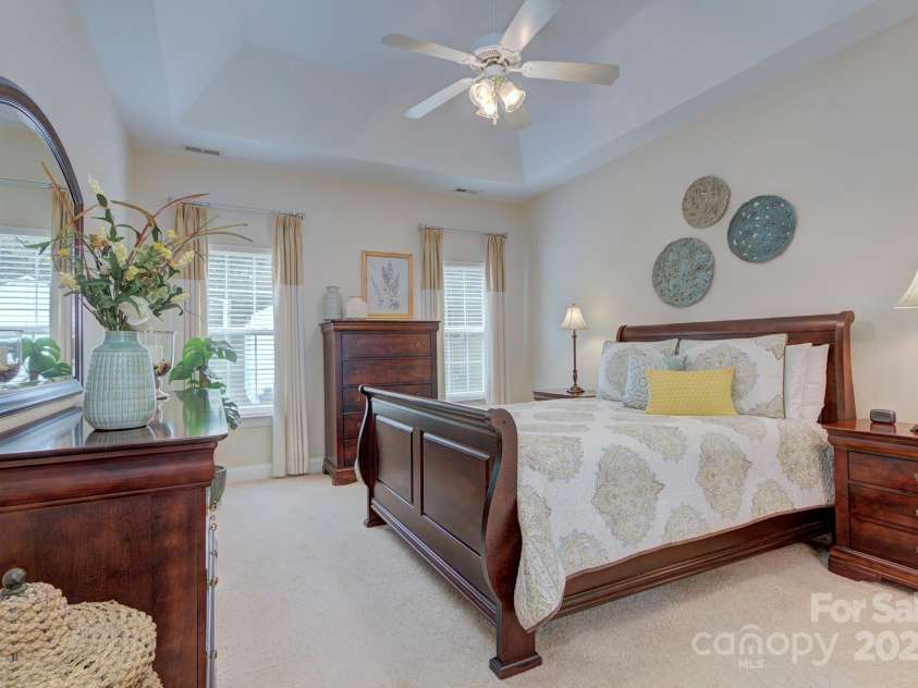 5748 Timbertop Lane, Charlotte, NC 28215.  MLS# CAR4259998, YatesRealty ID 19825. 