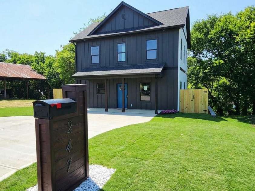 247 Patterson Avenue, Concord, NC 28025.  MLS# CAR4379692, YatesRealty ID 19826. 