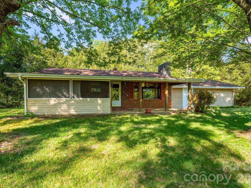 435 Upper Glady Fork Road, Candler, NC 28715.  MLS# CAR4377786, YatesRealty ID 19827. 
