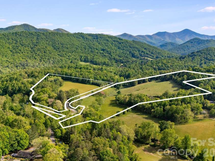 435 Upper Glady Fork Road, Candler, NC 28715.  MLS# CAR4377786, YatesRealty ID 19827. 