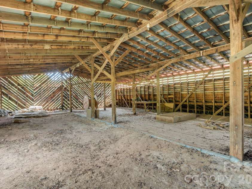 435 Upper Glady Fork Road, Candler, NC 28715.  MLS# CAR4377786, YatesRealty ID 19827. 