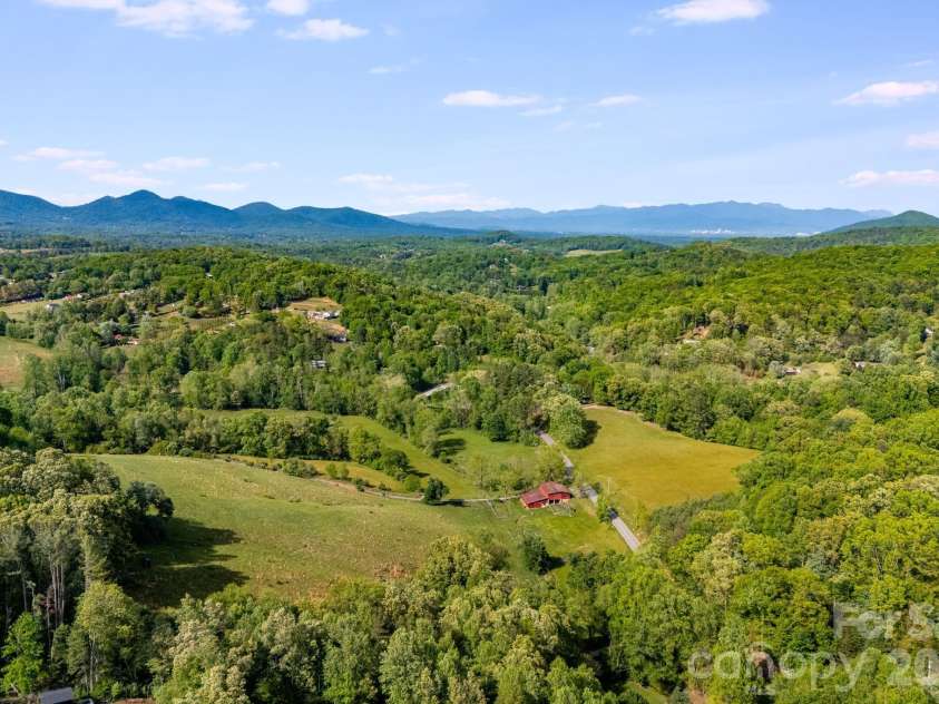 435 Upper Glady Fork Road, Candler, NC 28715.  MLS# CAR4377786, YatesRealty ID 19827. 